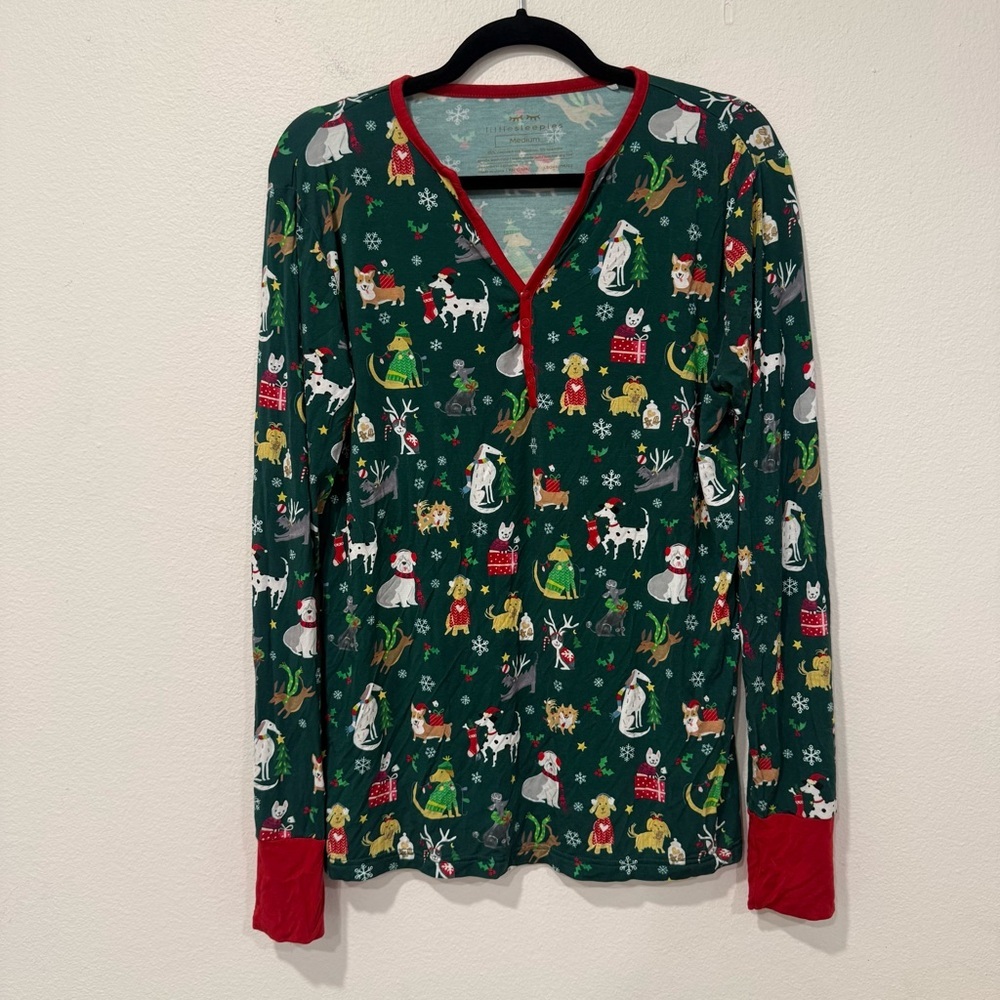 Little Sleepies Green Holiday Hounds Women’s Christmas Pajama Top M